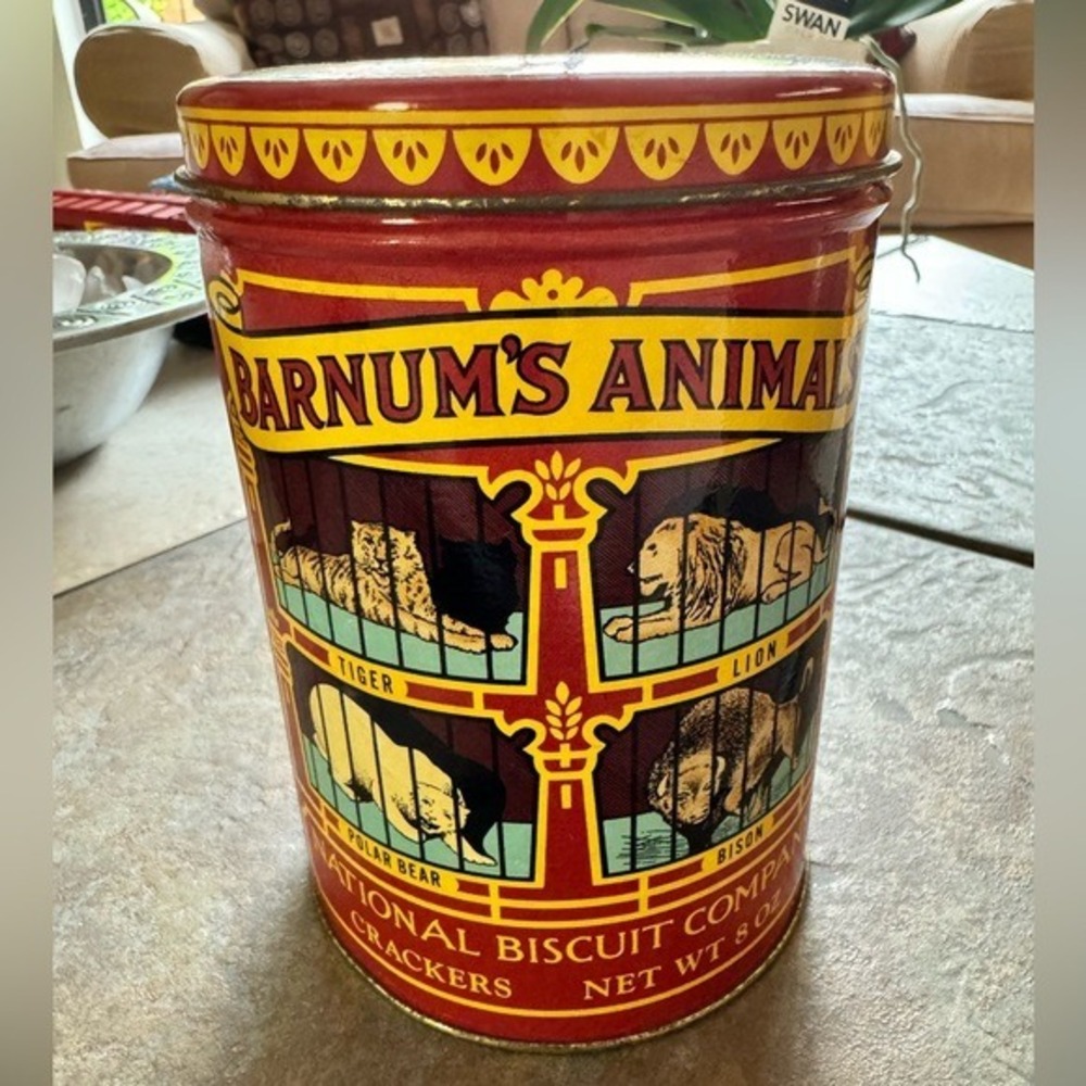 Vintage 1979 Nabisco Barnum's Animal Crackers Tin Can Replica of 1914 Design.